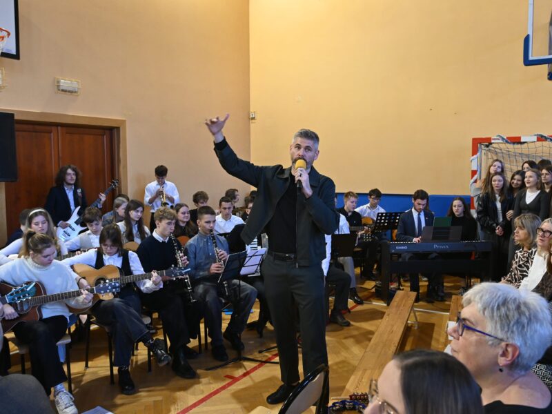 Szkolne kolędowanie