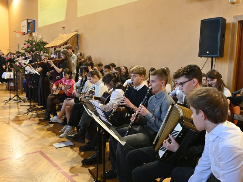 Szkolne kolędowanie