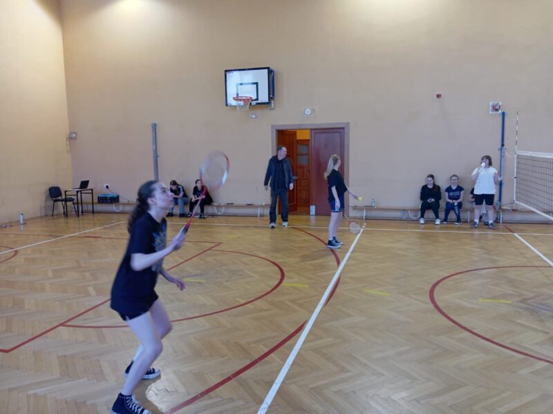 Turniej w badmintona