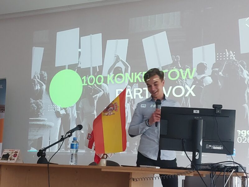 „Hiszpania + Hispanoameryka → Hispanistyka KUL”