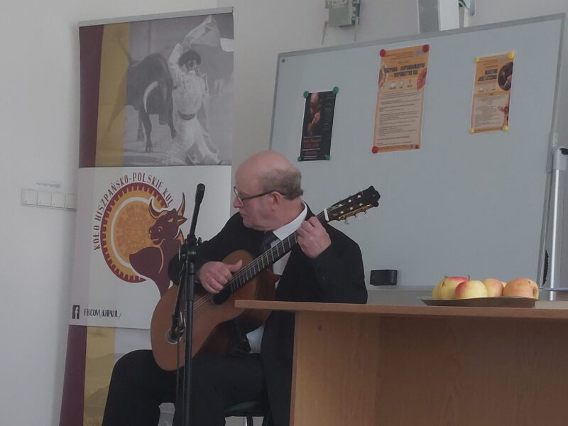 „Hiszpania + Hispanoameryka → Hispanistyka KUL”