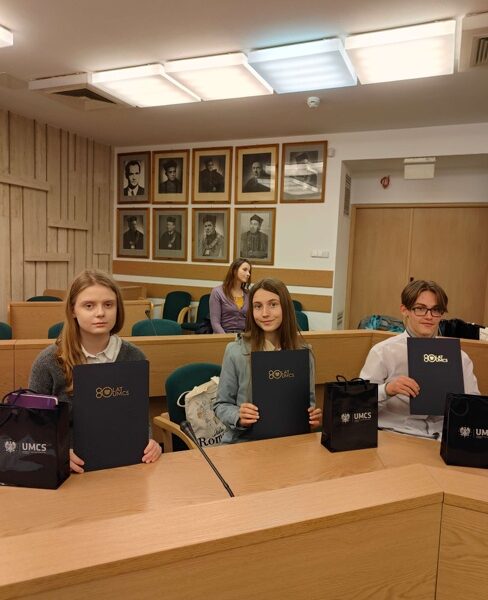 Konkurs „4 Języki dla Lingwistyki”