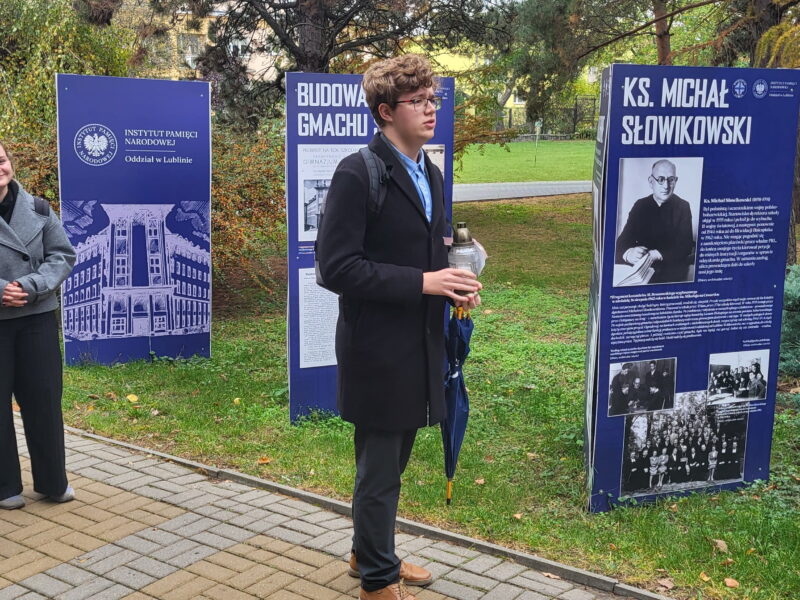 Z wizytą na lubelskich cmentarzach